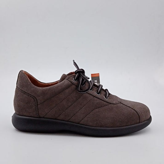 FRAU - Scarpa allacciata in camoscio taupe -30%