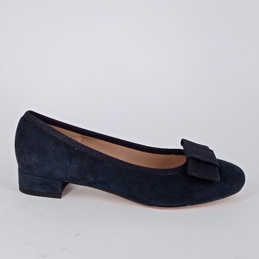 FREY . Ballerina in camoscio blu .
