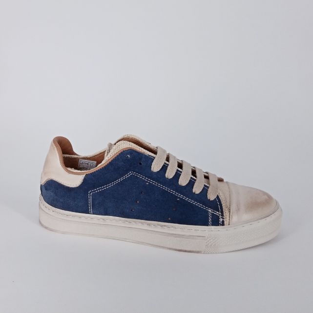 GRAMAR SHOES . Sneakers in scamosciato blu - 50%