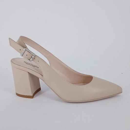 NERO GIARDINI - Decoltè beige aperta dietro . -30%