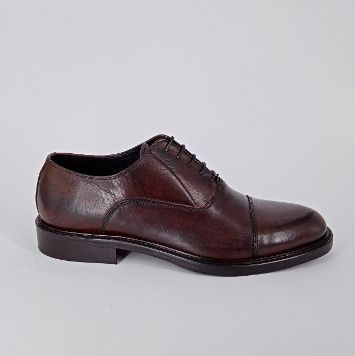 GRAMAR SHOES . Francesina uomo testa di moro.