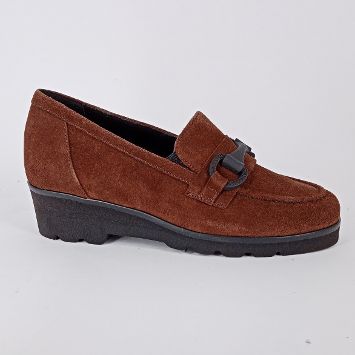 Maral- Mocassino scamosciato marrone.