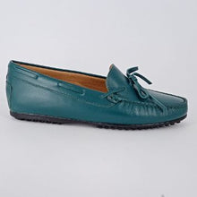 Carica l&#39;immagine nel visualizzatore di Gallery, MASTRO DOMENICO . Mocassino in pelle color petrolio.
