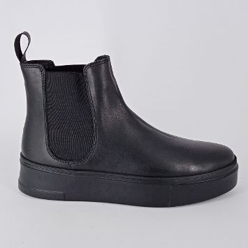 FRAU .Beatles in pelle nera.