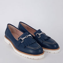 Carica l&#39;immagine nel visualizzatore di Gallery, Cinzia valle - Mocassino in pelle blu.
