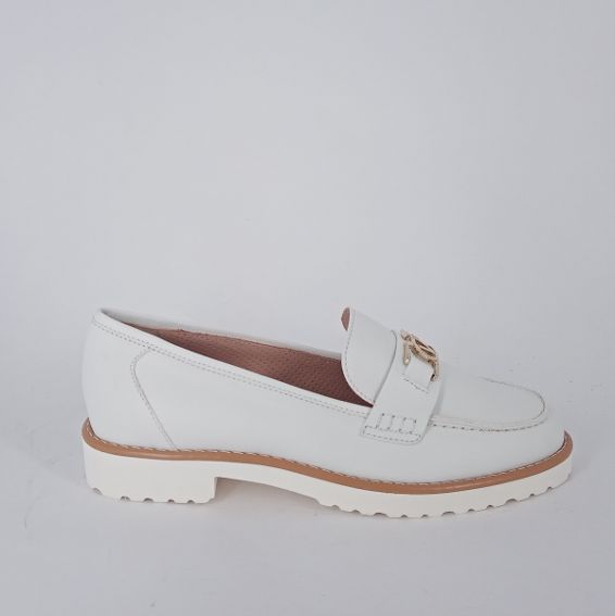CINZIA VALLE - Mocassino in pelle bianca .