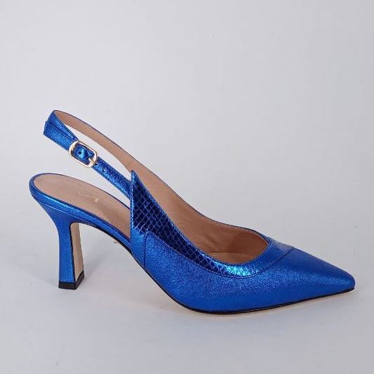 Musella . Decollete slingback in pelle blu oltremare .