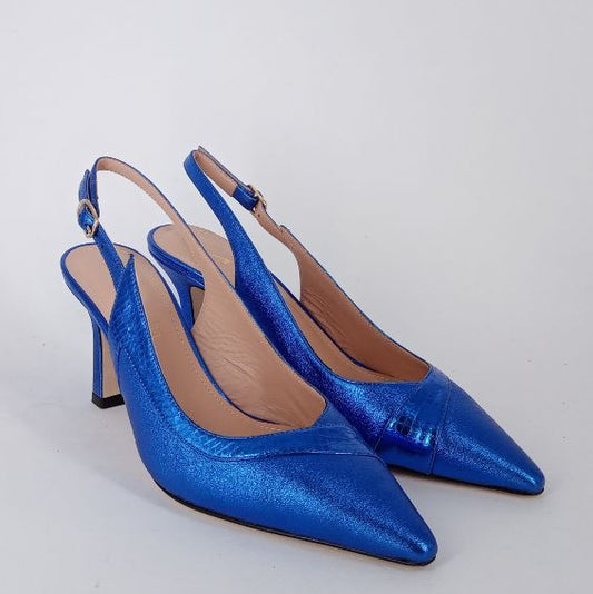 Musella . Decollete slingback in pelle blu oltremare .