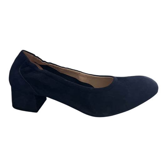 Melluso -  Dècolletè in camoscio blu.