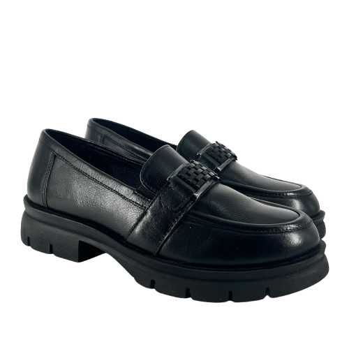 Melluso - Mocassino in pelle nera con accessorio.
