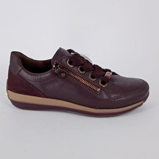 ARA-  Sneakers da donna  in pelle amarone.