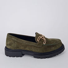Carica l&#39;immagine nel visualizzatore di Gallery, MASTRO DOMENICO- Mocassino in camoscio verde oliva
