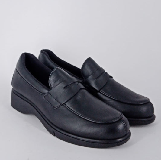 Frau . Mocassino comfort in pelle nera .