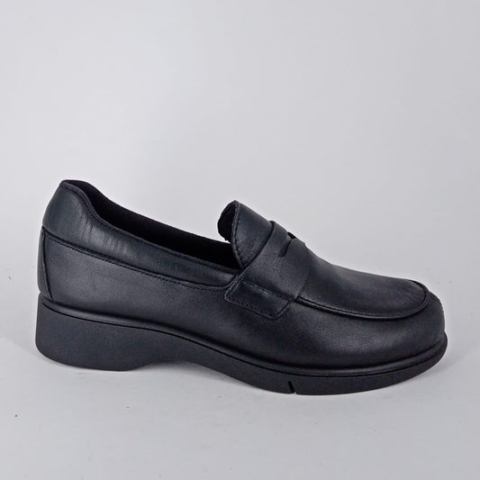 Frau . Mocassino comfort in pelle nera .