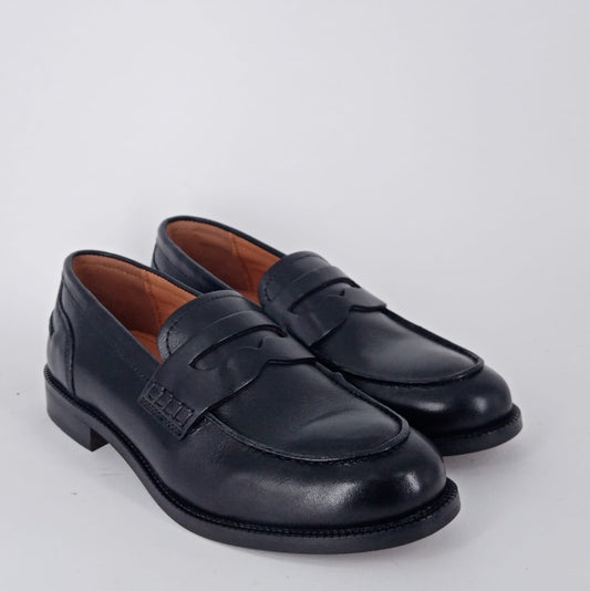 Melluso-mocassino college donna in pelle nera.