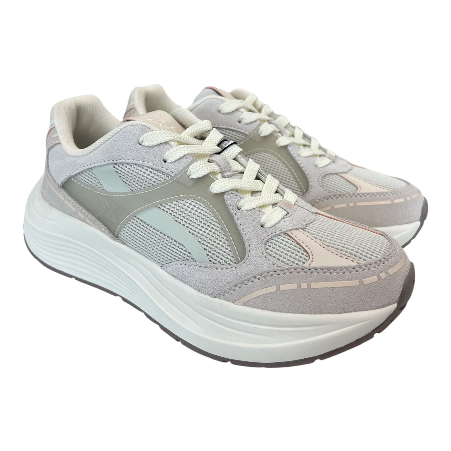 Frau - Sneakers donna in mesh bianca con inserti in seude.