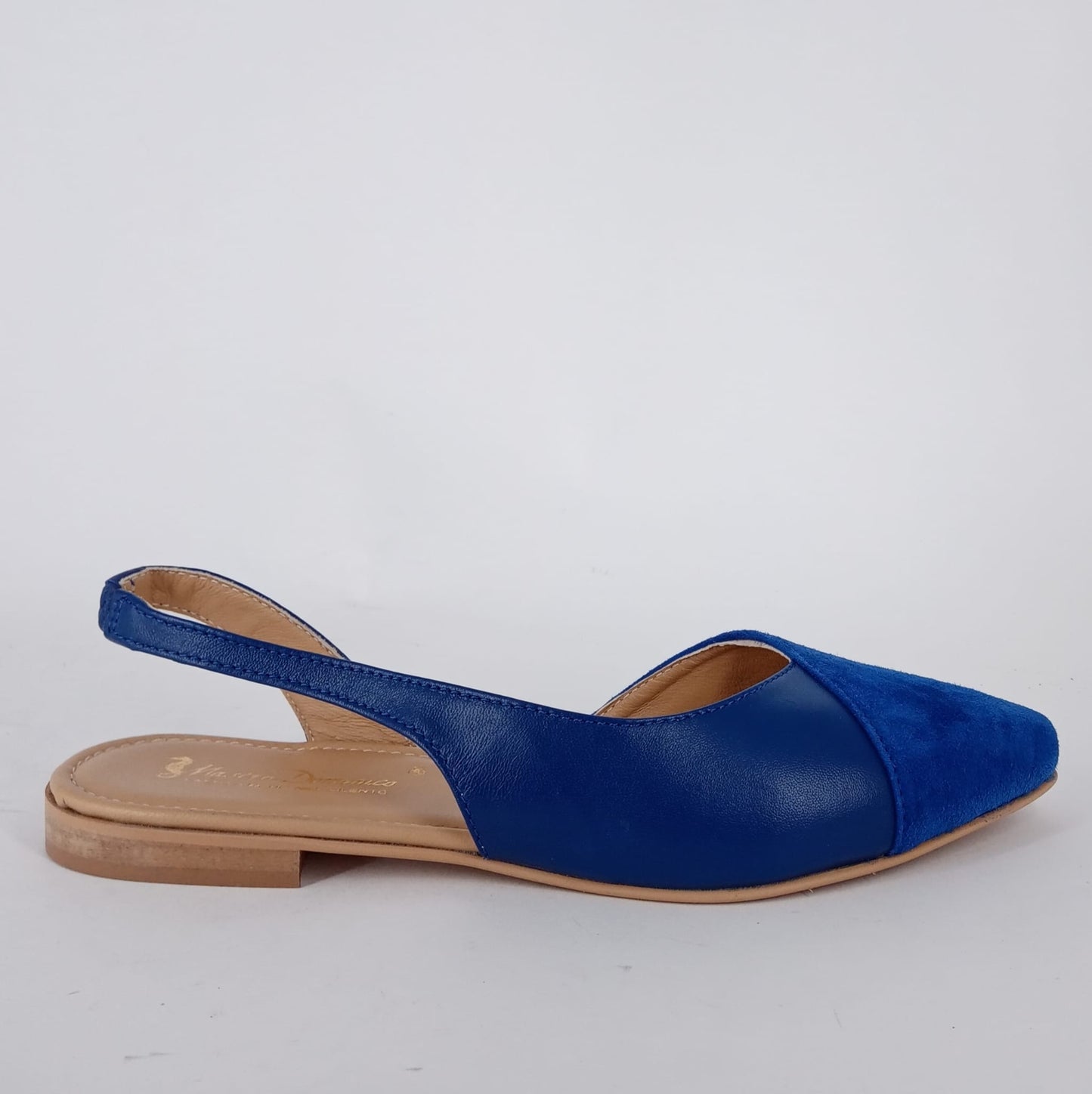 Mastro Domenico -  Slingback Chanel in pelle e camoscio bluette.