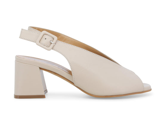 Melluso - Sandalo in pelle beige.