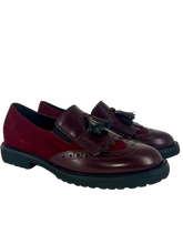 Carica l&#39;immagine nel visualizzatore di Gallery, Cinzia Valle - Mocassino in pelle e camoscio bordò.

