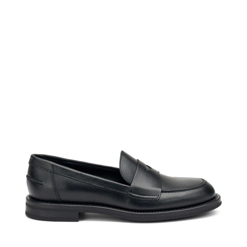 Frau - Mocassino donna  in pelle nera  con traversina.
