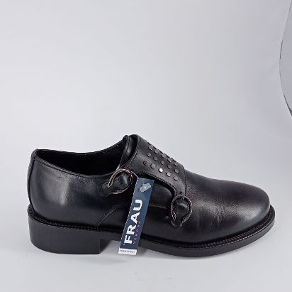 FRAU . Scarpa da donna con doppia fibbia. -50%