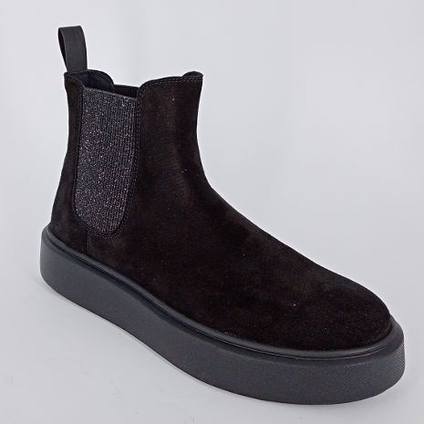 FRAU-  Beatles in pelle scamosciata nera . -50%