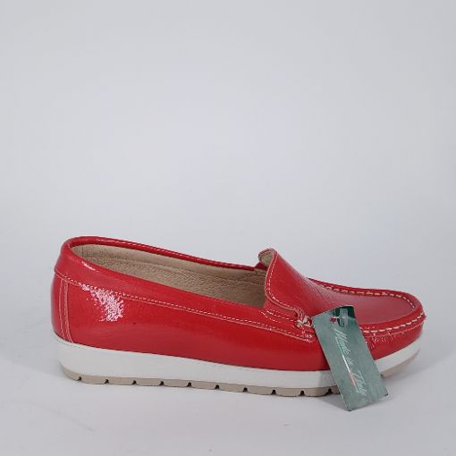 COMFORT . Mocassini in vernice rossa . 20%