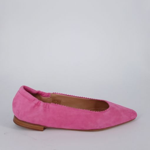 PROSPERINE . Ballerine in camoscio fuxia .