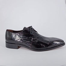 Carica l&#39;immagine nel visualizzatore di Gallery, CALPIERRE . Derby in pelle di anguilla  30% .
