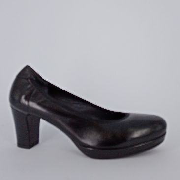 CALPIERRE    - decolte' in pelle nera   -   50    %