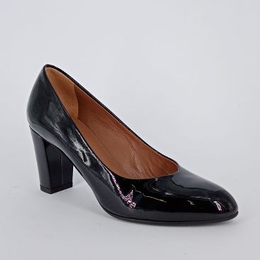 MUSELLA  . Decolletè in vernice nera. -20%
