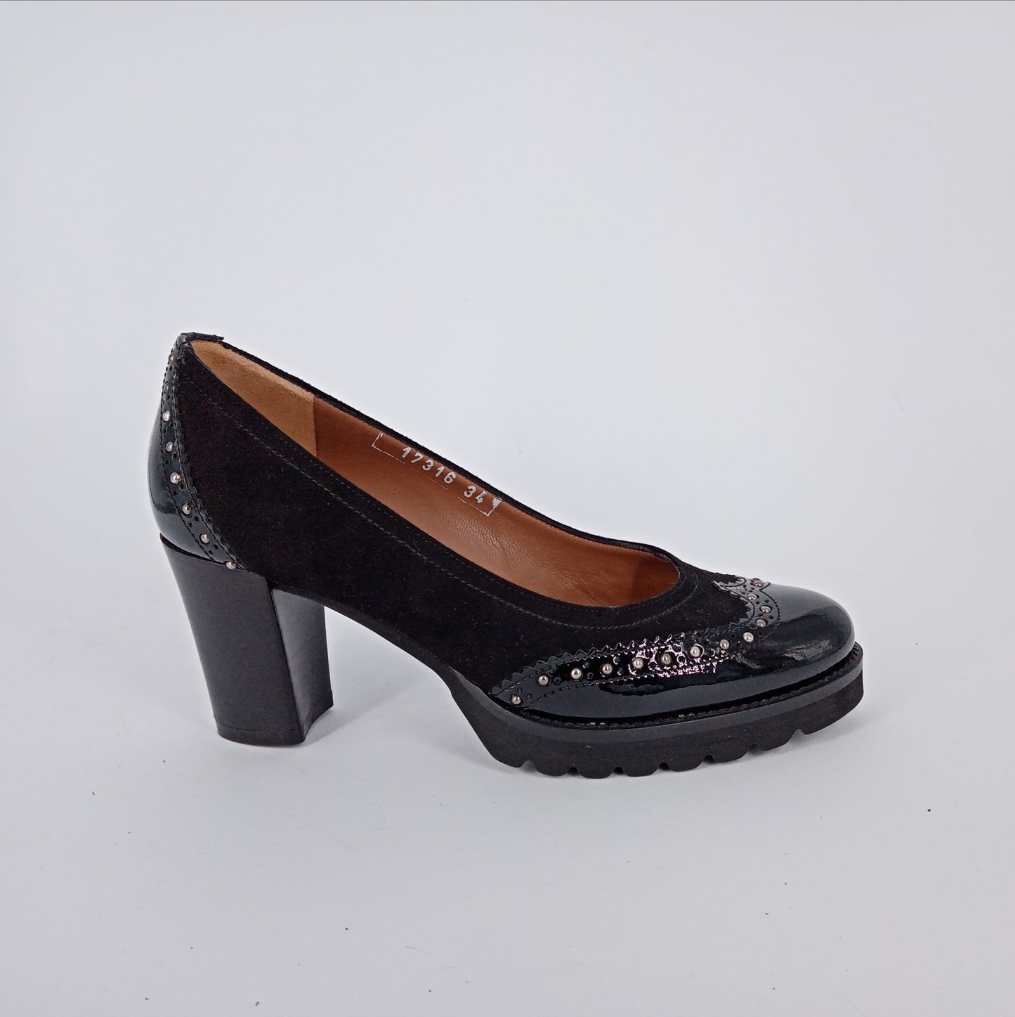 MUSELLA . Decolletè in camoscio e vernice nero -50% .