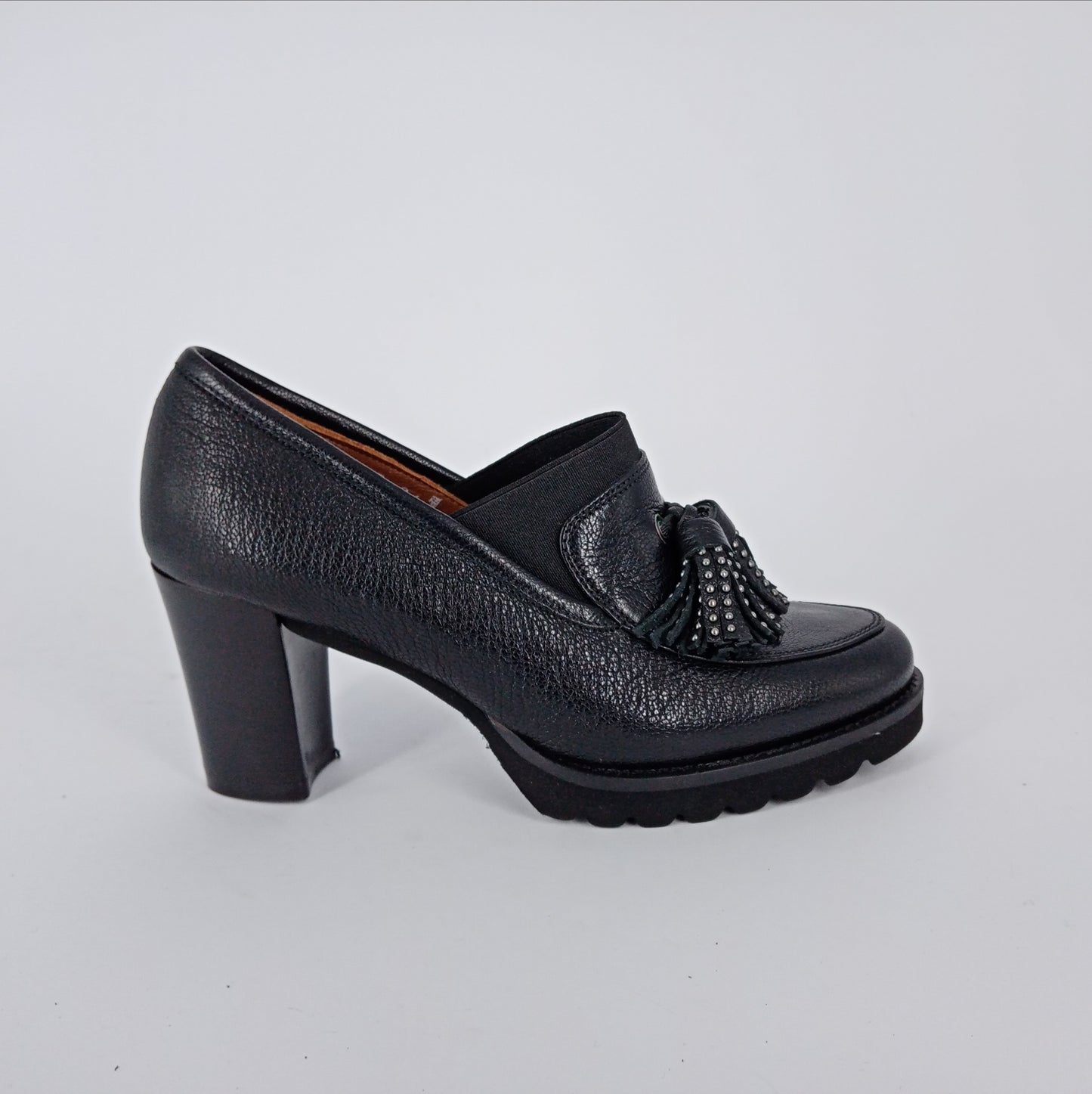 MUSELLA . Slip-on in pelle nera -50% .