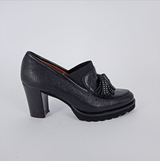 MUSELLA . Slip-on in pelle nera -50% .