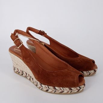 VIGUERA . Espadrillas in camoscio tabacco .