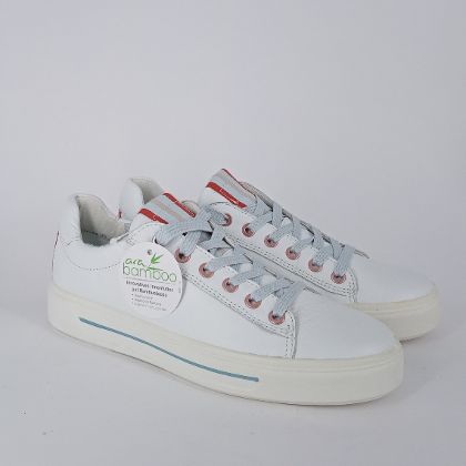 ARA . Sneakers in pelle bianca.