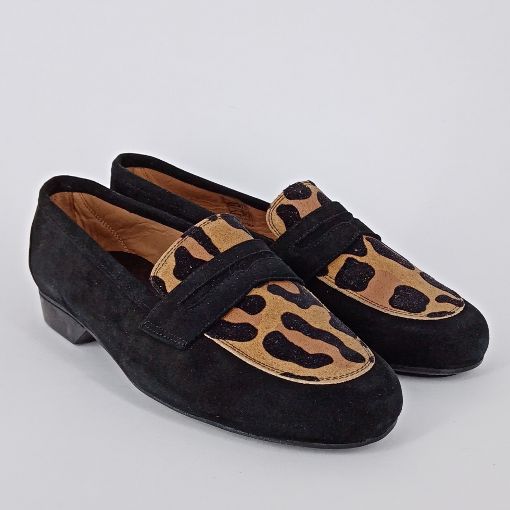 MORATTI - Mocassino in camoscio nero con mascherina animalier .