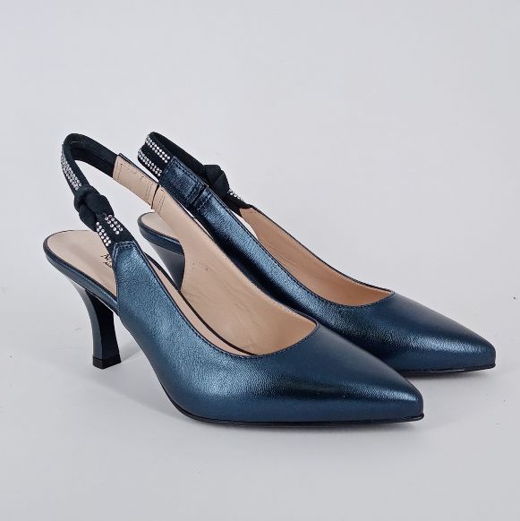 NERO GIARDINI  - Decoltè aperto dietro in pelle laminata blu . -30%